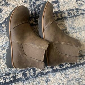 JBU by Jambu with Memory Foam brown Boots